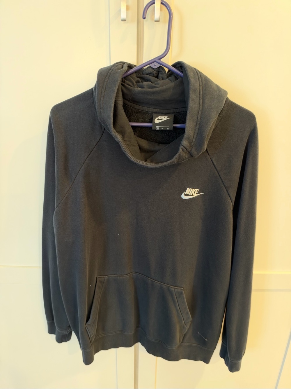 Women’s XL Nike black Cowl-Neck Sweatshirt